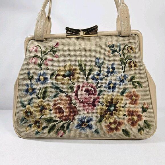 Other - Vintage 1950's Mid Century Needlepoint Floral Purse Handbag Pocket Beige